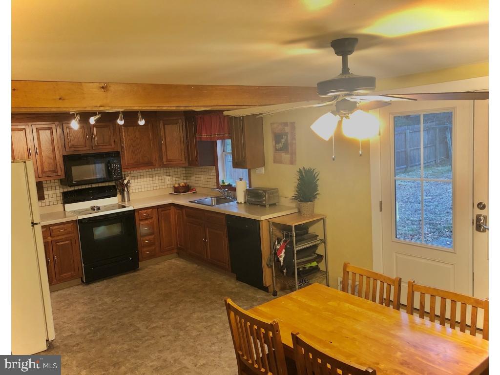 307 Madison Road Willow Grove, PA 19090 - Photo 5 of 18 Gallery Image 5