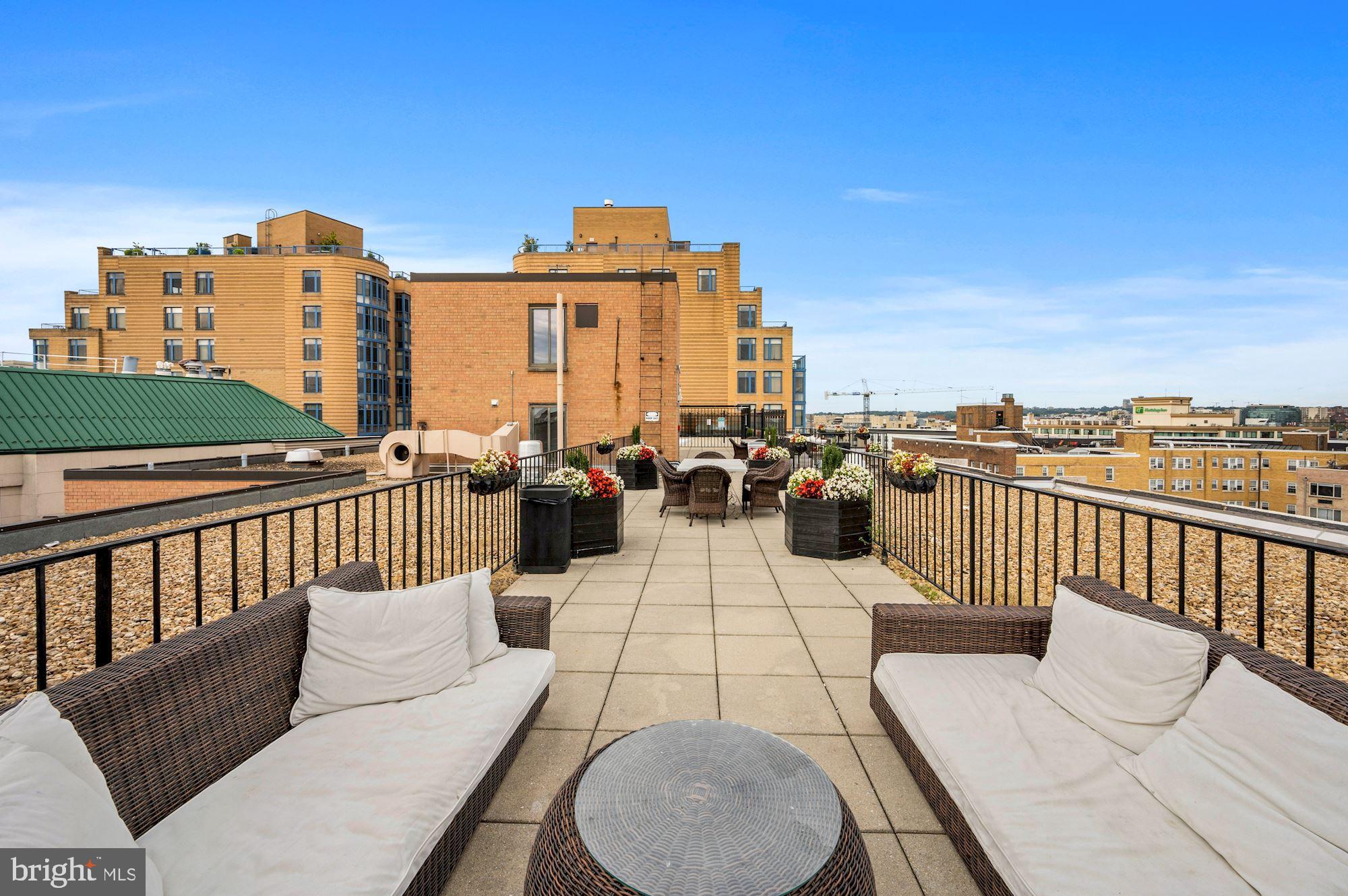 1440 N Street Northwest, Unit 604 Washington, DC 20005 - Photo 22 of 28