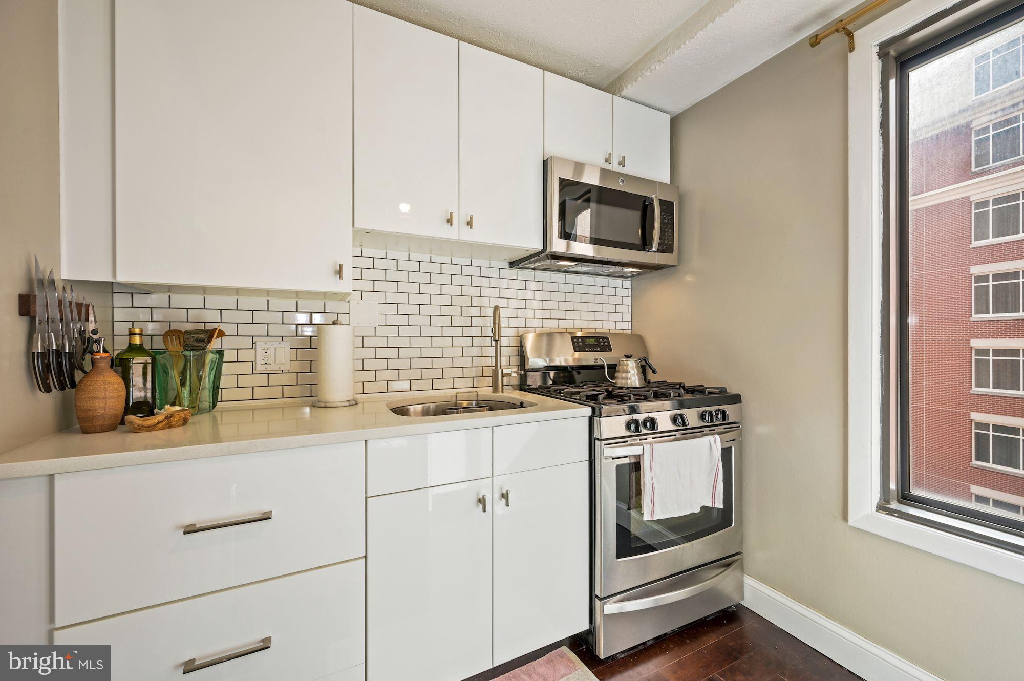 1440 N Street Northwest, Unit 604 Washington, DC 20005 - Photo 10 of 28