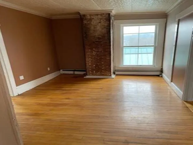 $1,450 | 24 C Central Square, Bristol, NH 03222