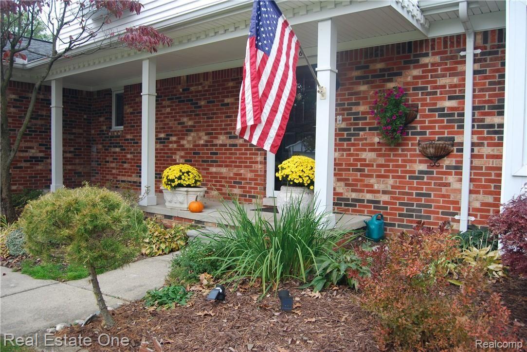 2326 Highsplint Drive Rochester, MI 48307 - Photo 32 of 32 DSC_0132.JPG
