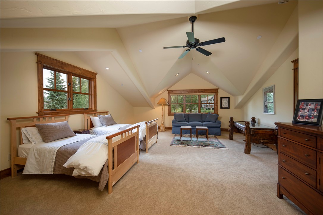 211 Highlands Drive Breckenridge, CO 80424 - Photo 27 of 35 This secluded upper level guest suite is perfect for friends or family.