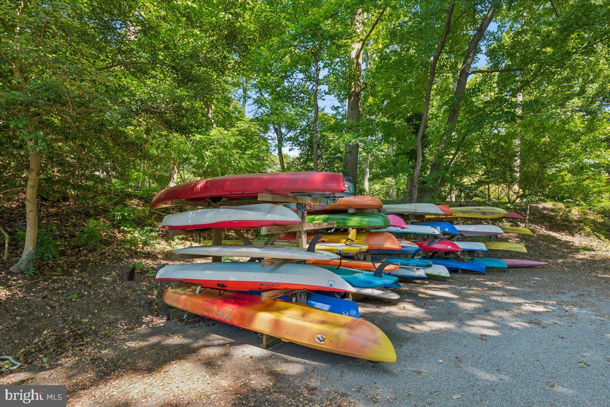 2648 Ogleton Road Annapolis, MD 21403 - Photo 48 of 60 Kayak & paddleboard rack