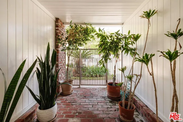 $6,900,000 | 25124 Malibu Road, Malibu, CA 90265