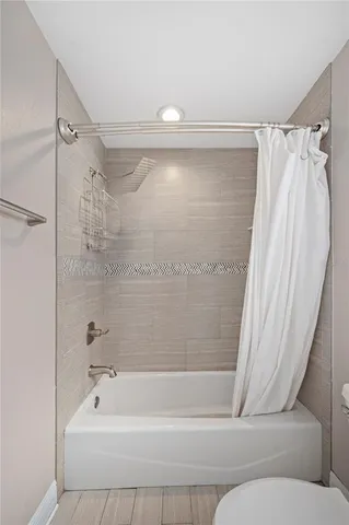 $369,900 | 627 Palmore Court, Lakeland, FL 33813