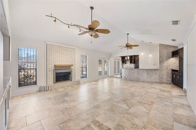 $369,900 | 627 Palmore Court, Lakeland, FL 33813