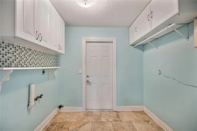 $369,900 | 627 Palmore Court, Lakeland, FL 33813