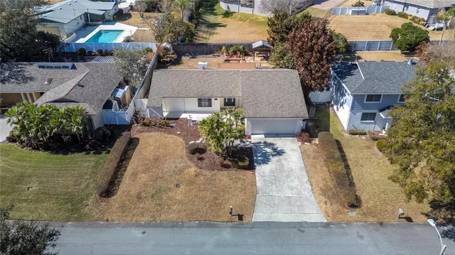 $369,900 | 627 Palmore Court, Lakeland, FL 33813