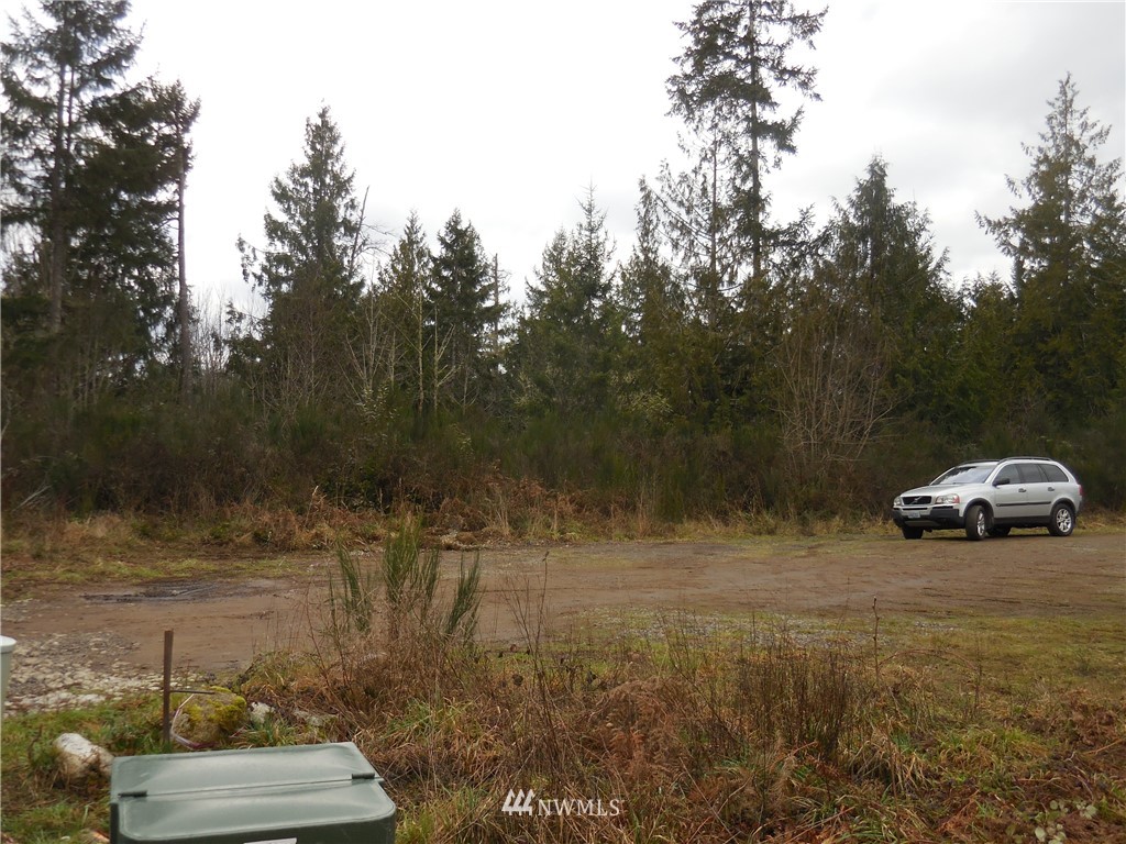 1211- Northeast Raspberry Ridge Lane Poulsbo, WA 98370 - Photo 26 of 34 Gallery Image 26