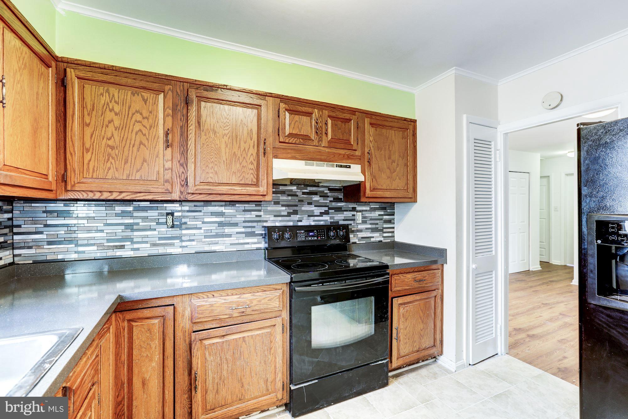 12409 Littleton Street Silver Spring, MD 20906 - Photo 11 of 31 Kitchen