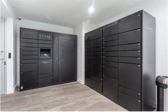 $1,345 | 8787 Hammerly Boulevard, Unit 325, Houston, TX 77080