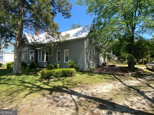 $85,000 | 402 17th Avenue East, Cordele, GA 31015