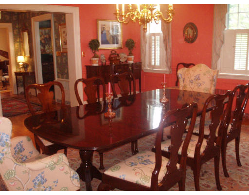 19 Kirkstall Road Newton, MA 02460 - Photo 4 of 9 a view of a dining room with furniture