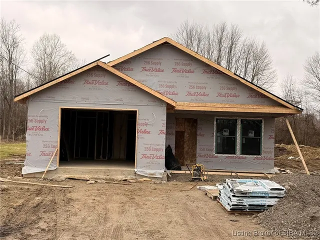 $249,900 | 1166 South Riley Drive, Scottsburg, IN 47170