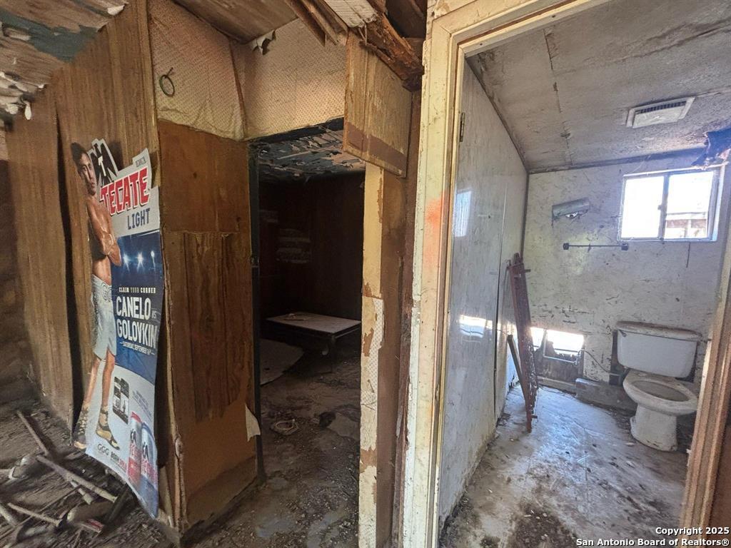 2206 Smith Street Laredo, TX 78046 - Photo 23 of 26