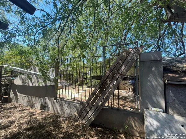 $63,000 | 2206 Smith Street, Laredo, TX 78046