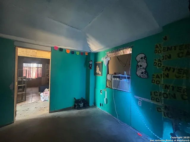 $63,000 | 2206 Smith Street, Laredo, TX 78046