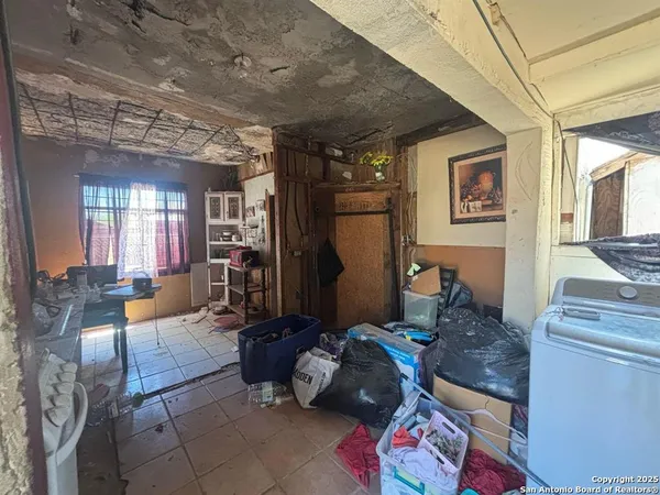 $63,000 | 2206 Smith Street, Laredo, TX 78046