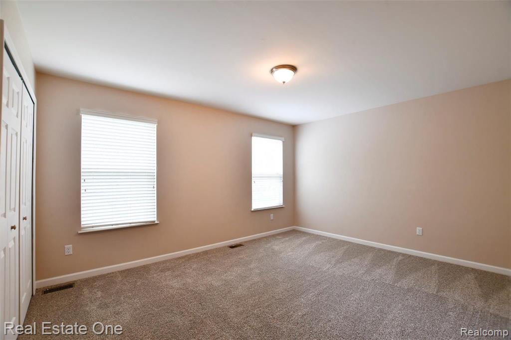 3202 Everett Drive Rochester Hills, MI 48307 - Photo 13 of 28