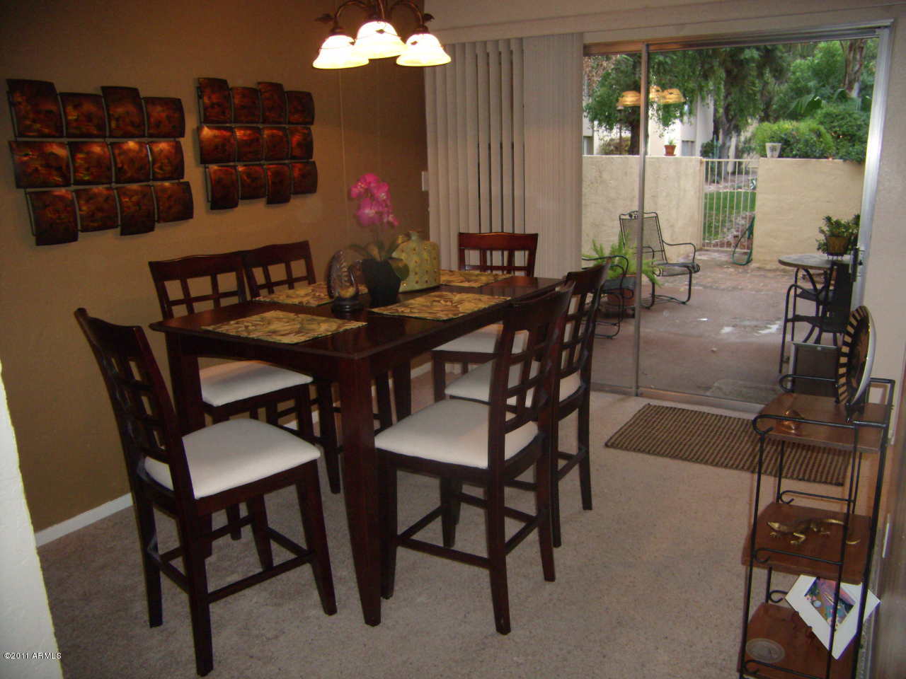 4201 East Camelback Road, Unit 19 Phoenix, AZ 85018 - Photo 11 of 27 Dinning 1