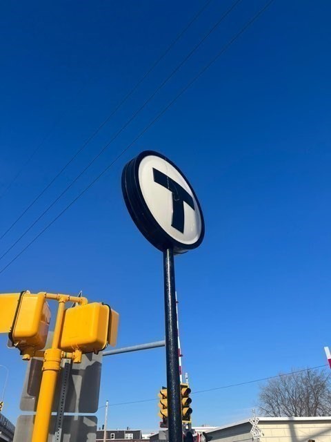 16 5th Street, Unit 31 Chelsea, MA 02150 - Photo 20 of 25 a lamp is on a wall in front of a building