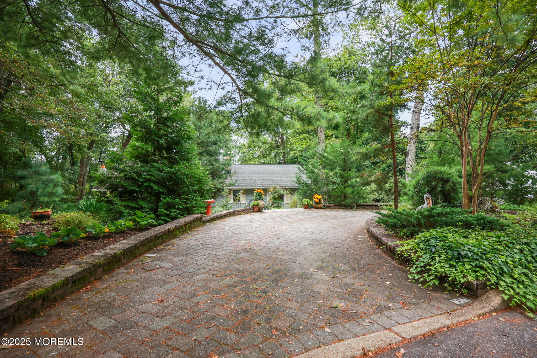 724 South Riverside Drive Neptune Township, NJ 07753 - Photo 34 of 39 a view of a back yard