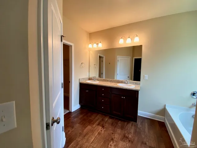 $2,200 | 8746 Bradfield Drive, Pensacola, FL 32507