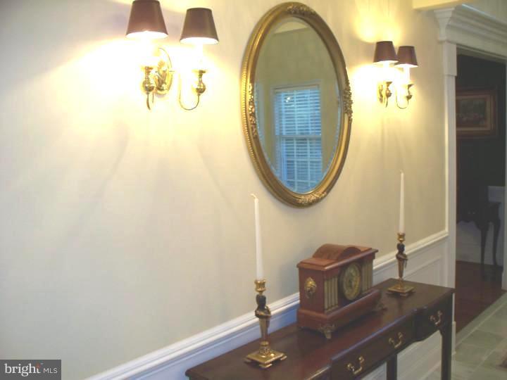 119 Columbus Jobstown Road Columbus, NJ 08022 - Photo 13 of 25 Hallway