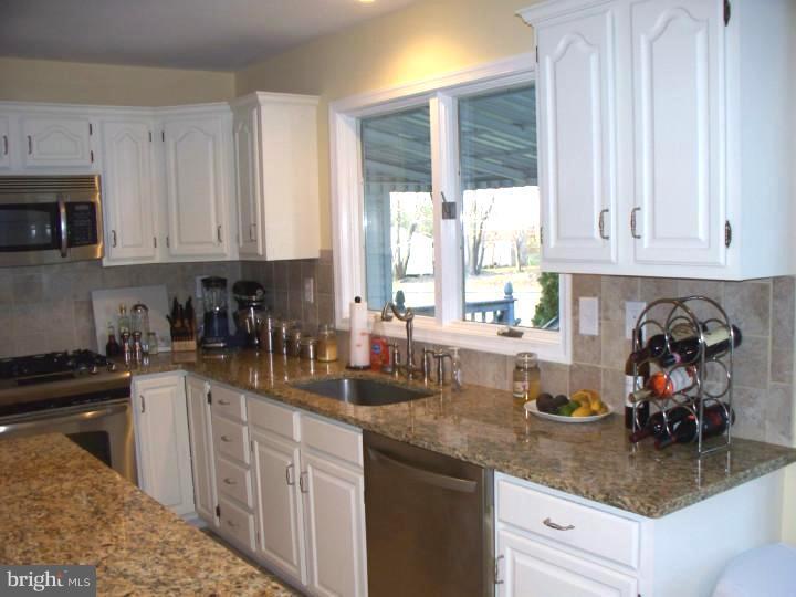 119 Columbus Jobstown Road Columbus, NJ 08022 - Photo 8 of 25 Kitchen