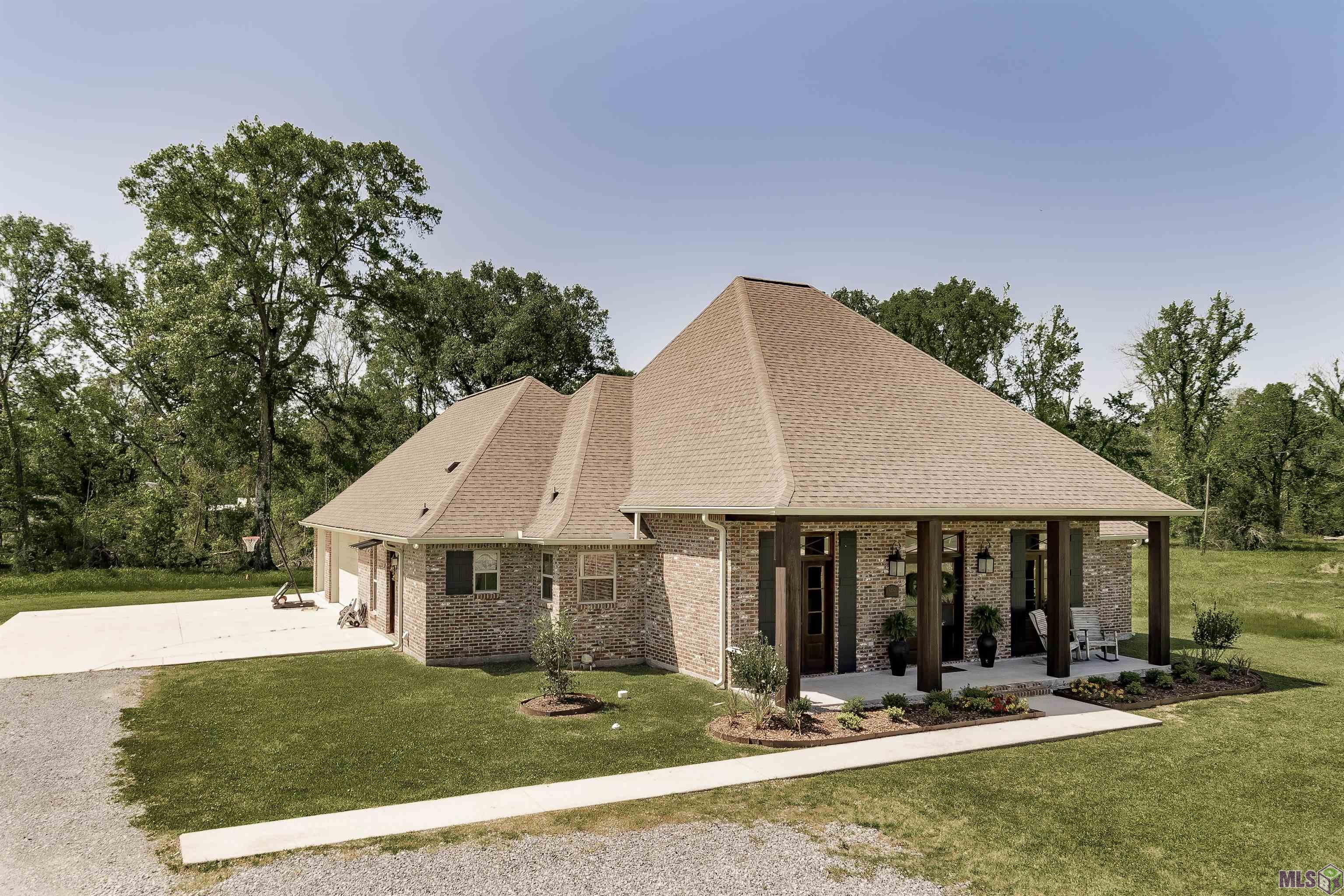 42371 Churchpoint Road Gonzales, LA 70737 - Photo 3 of 27 Gallery Image 3