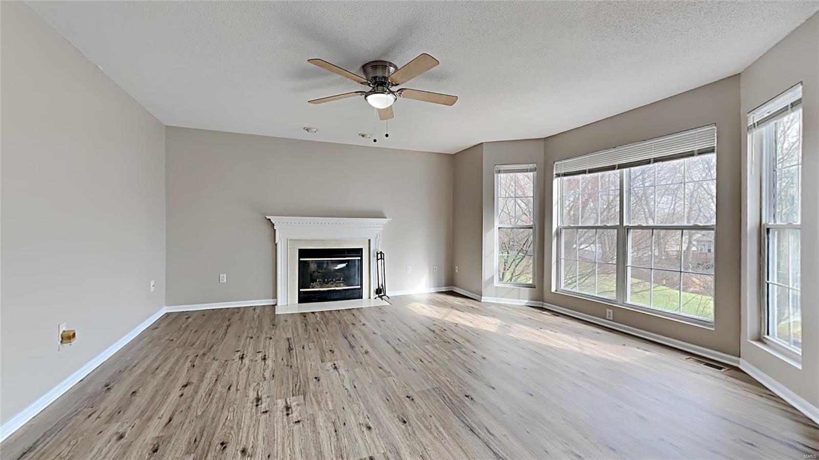 2708 Hunters Ridge Edwardsville, IL 62025 - Photo 4 of 22 Gallery Image 4