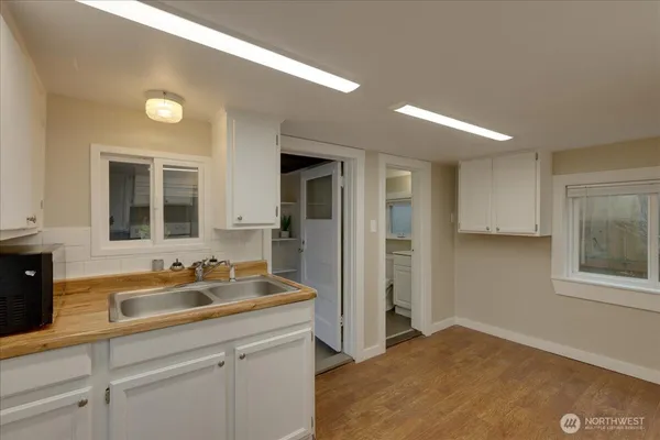 $1,090,000 | 150 Hardie Avenue Southwest, Unit 16, Renton, WA 98057