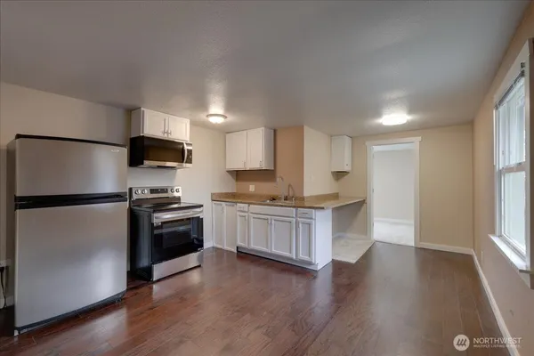 $1,090,000 | 150 Hardie Avenue Southwest, Unit 16, Renton, WA 98057