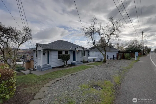 $1,090,000 | 150 Hardie Avenue Southwest, Unit 16, Renton, WA 98057