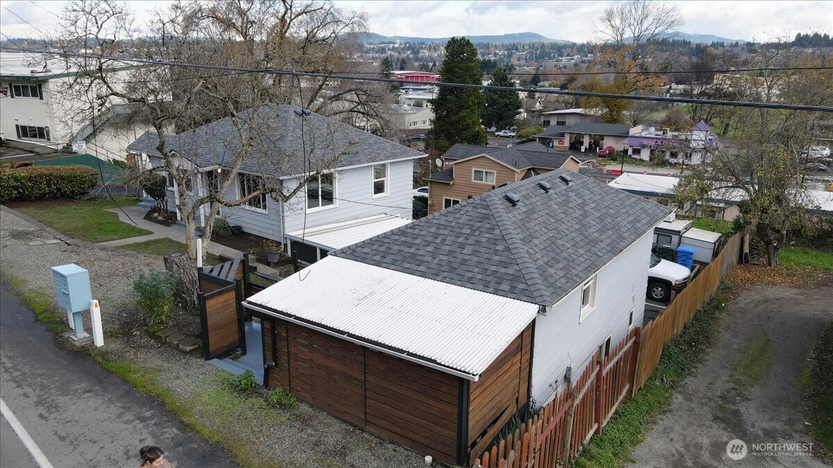 150 Hardie Avenue Southwest, Unit 16 Renton, WA 98057 - Photo 36 of 38