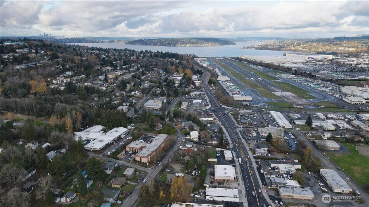 150 Hardie Avenue Southwest, Unit 16 Renton, WA 98057 - Photo 37 of 38