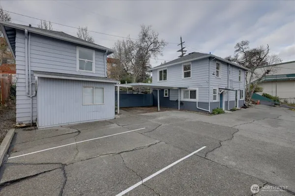 $1,090,000 | 150 Hardie Avenue Southwest, Unit 16, Renton, WA 98057