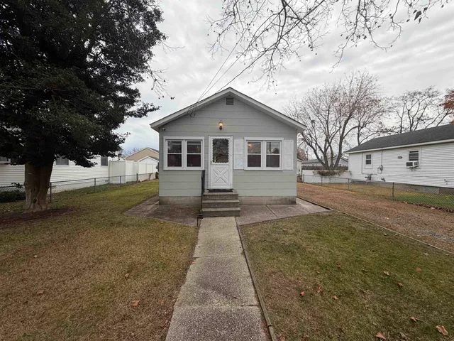 $299,999 | 109 Iowa Avenue, Villas, NJ 08251