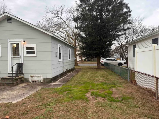 $299,999 | 109 Iowa Avenue, Villas, NJ 08251