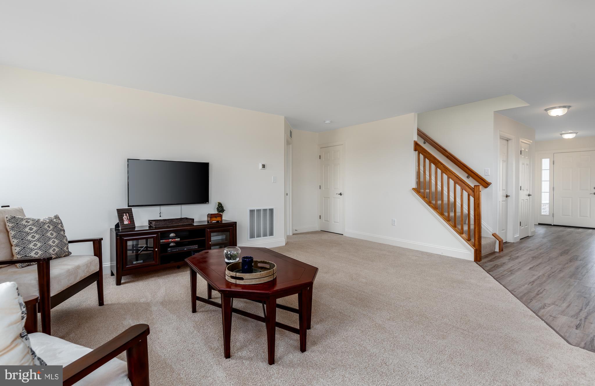204 Eagle Road Dillsburg, PA 17019 - Photo 13 of 48 Open plan