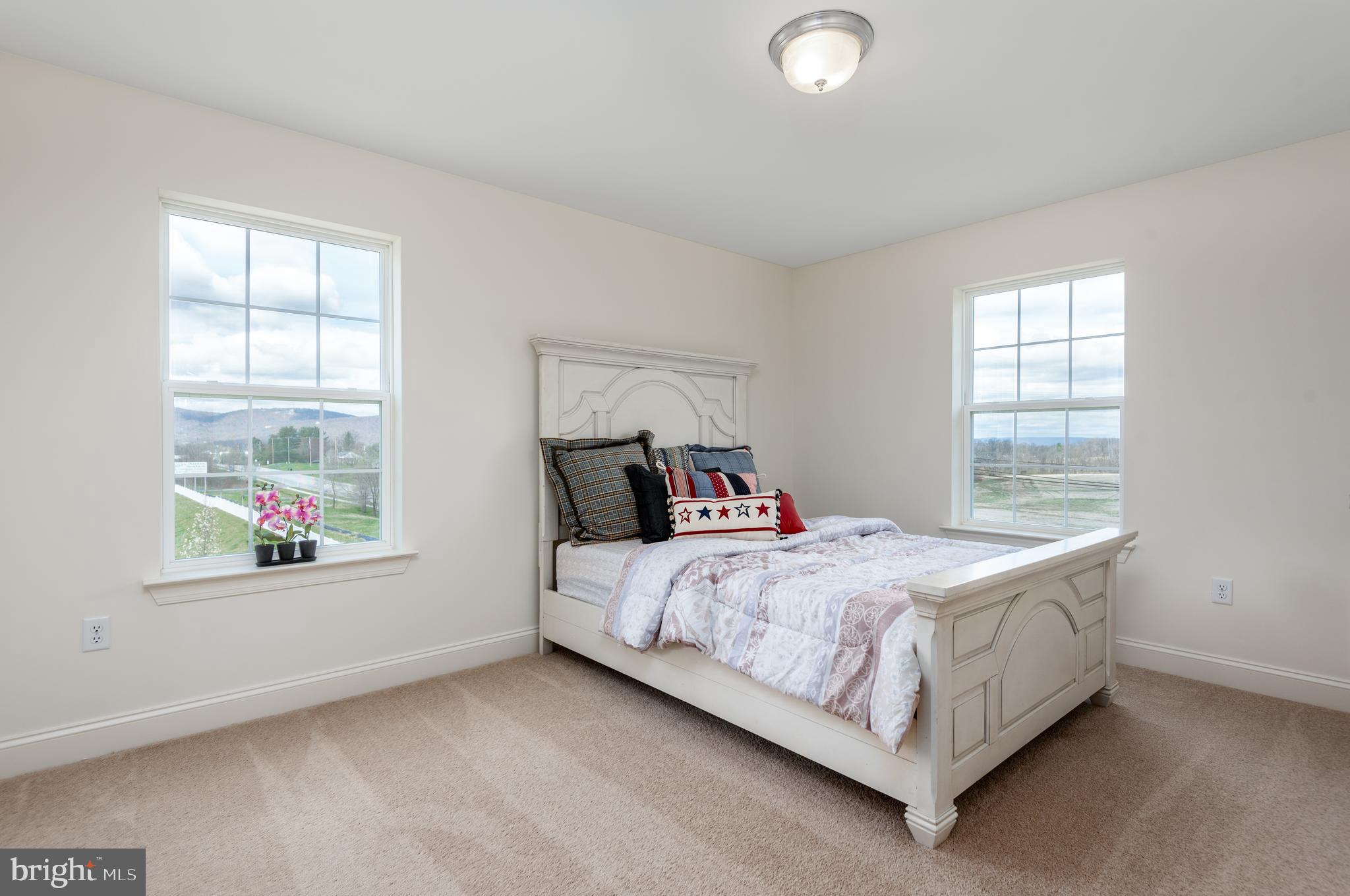 204 Eagle Road Dillsburg, PA 17019 - Photo 31 of 48 2nd floor master suite