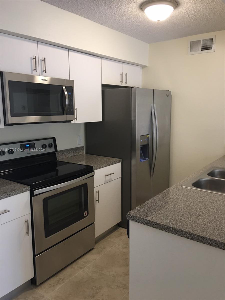5331 Summerlin Road, Unit 3107 Fort Myers, FL 33919 - Photo 1 of 10 Gallery Image 1