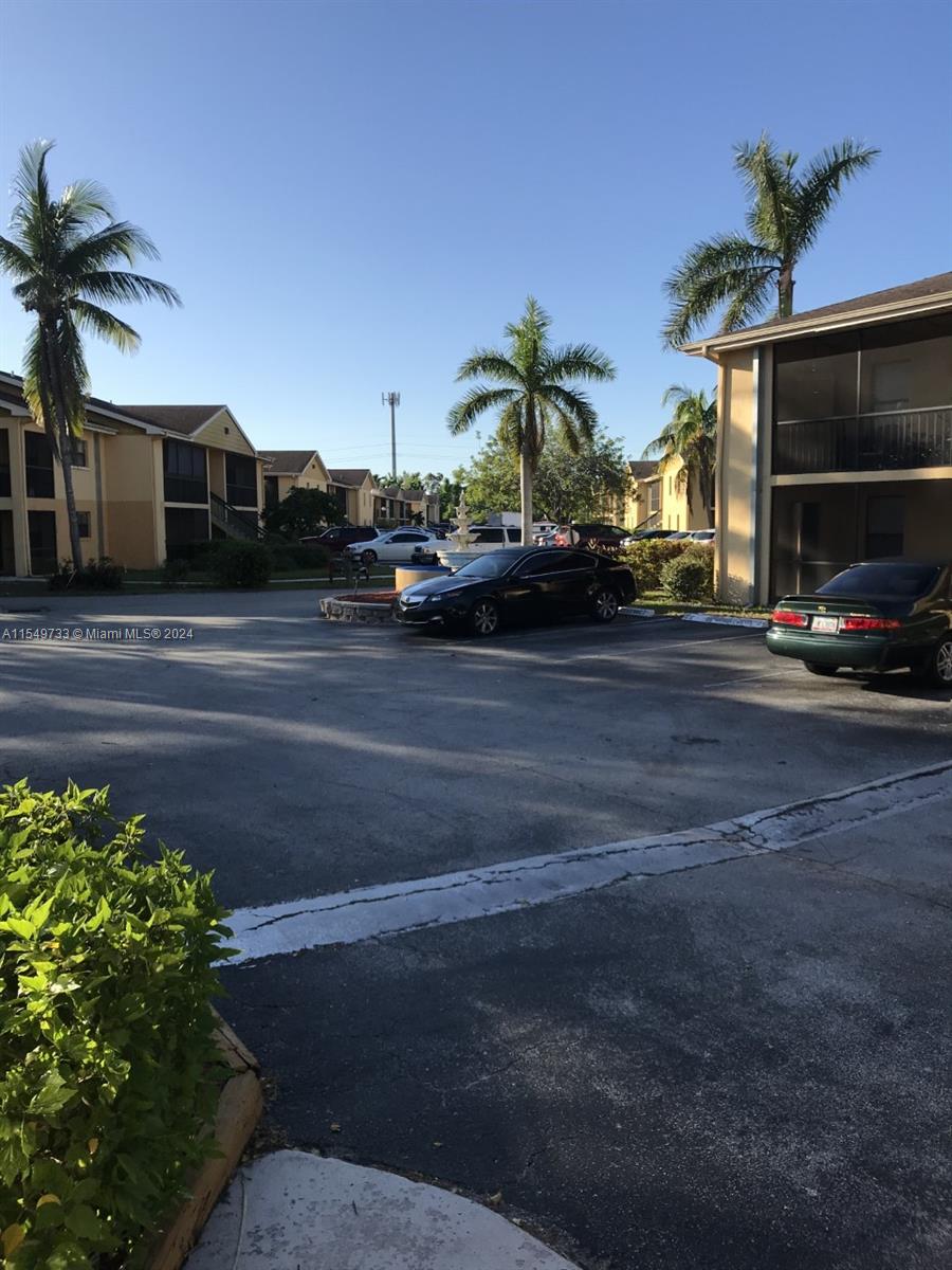 5331 Summerlin Road, Unit 3107 Fort Myers, FL 33919 - Photo 8 of 10 Gallery Image 8
