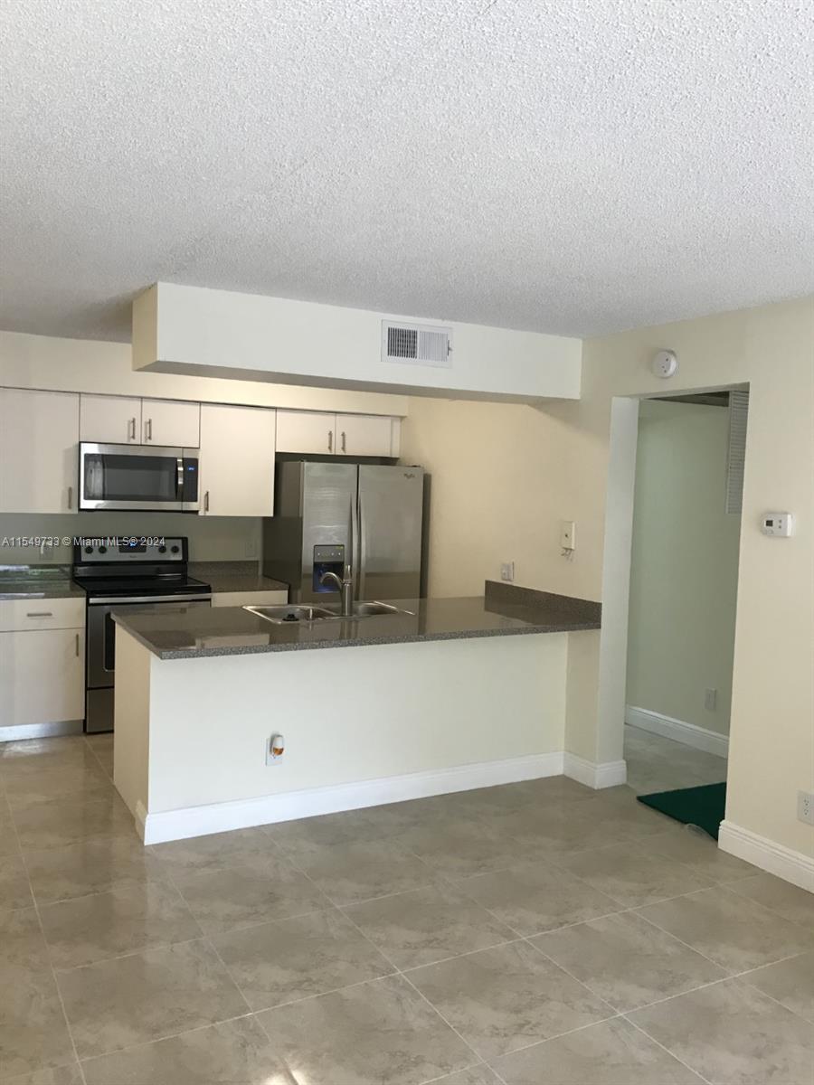 5331 Summerlin Road, Unit 3107 Fort Myers, FL 33919 - Photo 9 of 10 Gallery Image 9