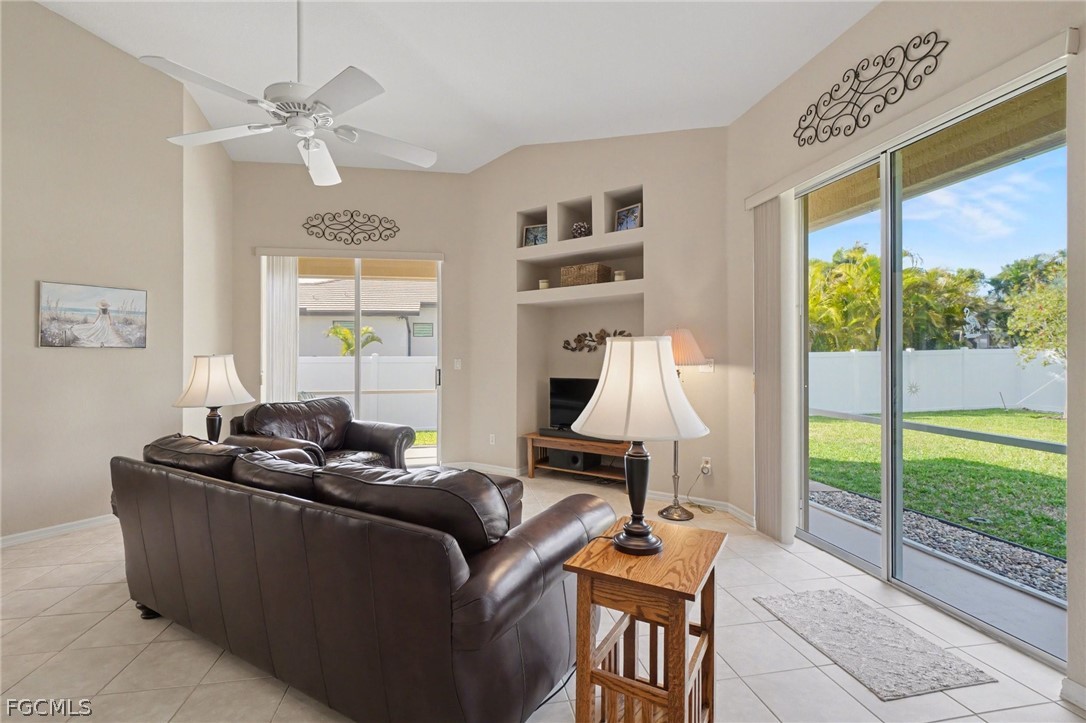 2829 Southwest 36th Street Cape Coral, FL 33914 - Photo 7 of 17