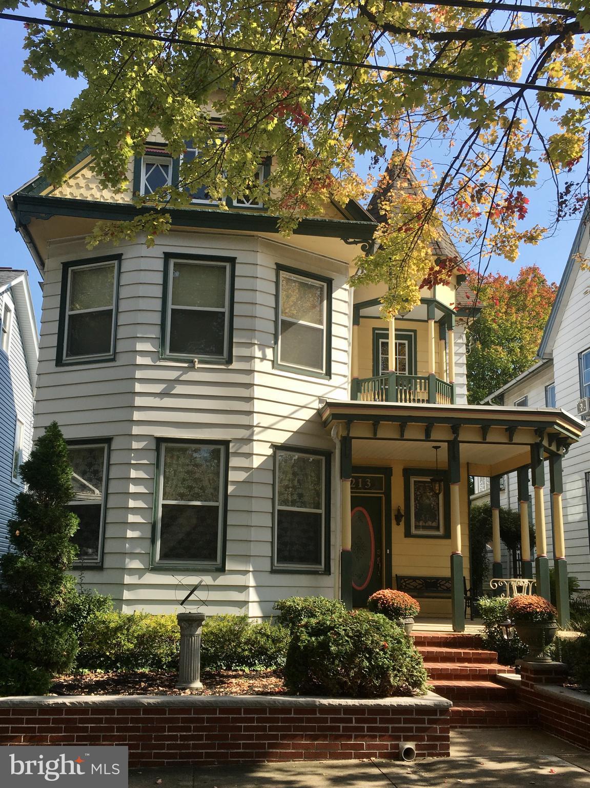 213 South Broad Street Lititz, PA 17543 - Photo 1 of 50