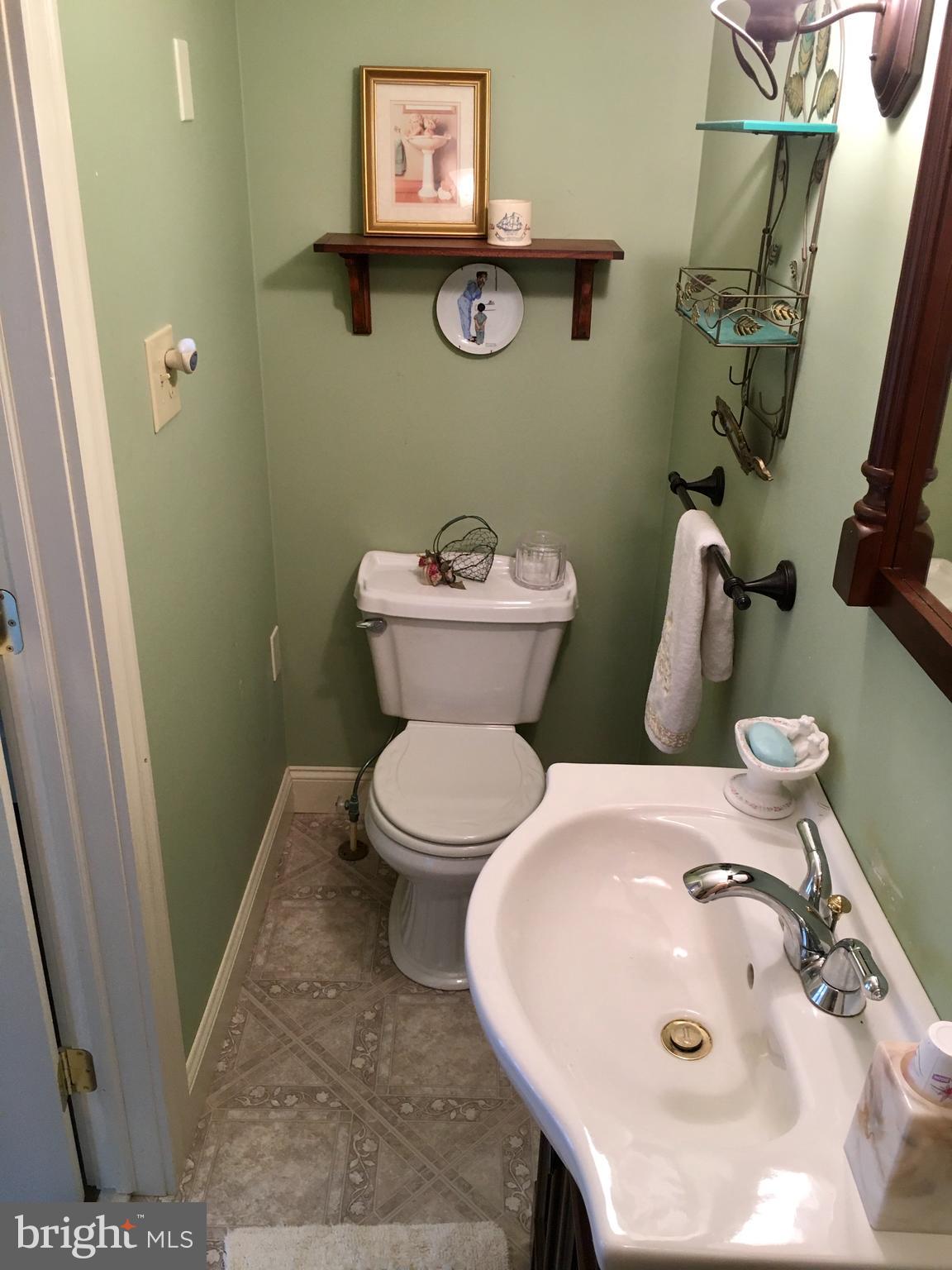 213 South Broad Street Lititz, PA 17543 - Photo 35 of 50