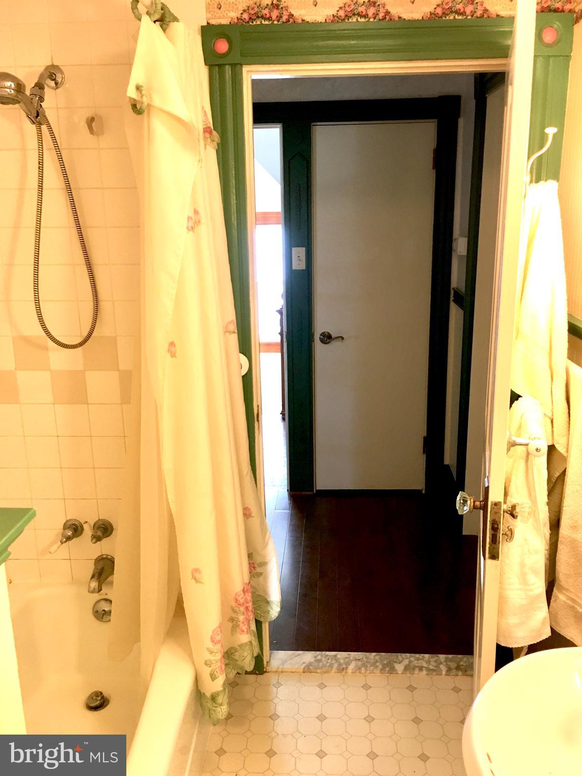 213 South Broad Street Lititz, PA 17543 - Photo 41 of 50