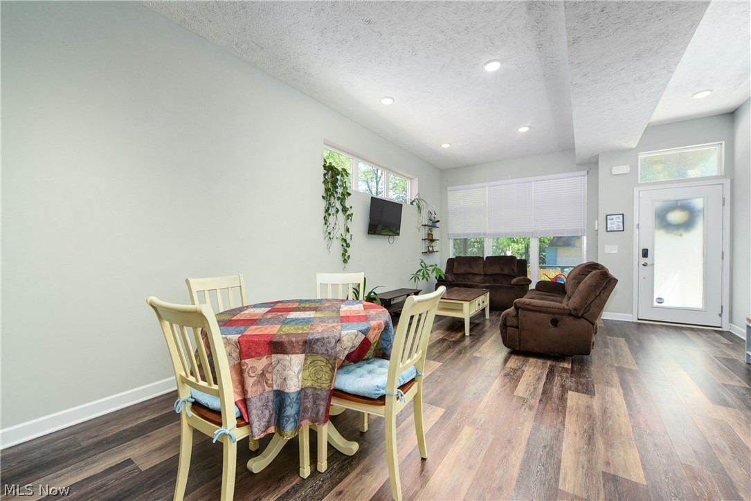 2120 West 40th Place Cleveland, OH 44113 - Photo 9 of 35