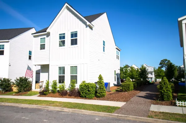 $3,300 | 4507 Finn Boulevard, North Charleston, SC 29405